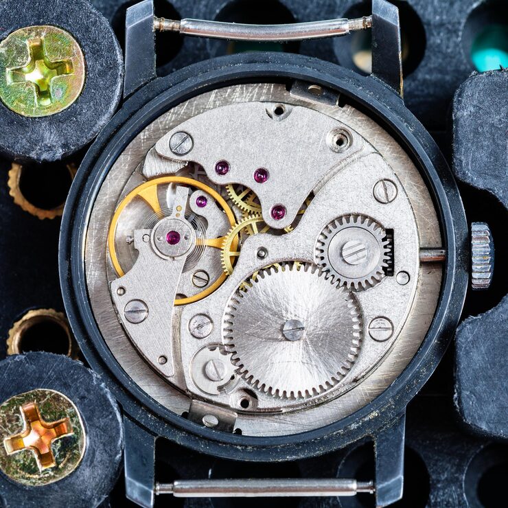 01 / Swiss Automatic Movement